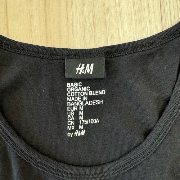 H&M Tank - Picture 3 of 3
